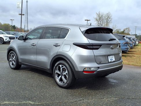 Used 2022 Kia Sportage LX image 16