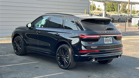 New 2025 Lincoln Corsair Grand Touring w/ Jet Appearance Package image 6