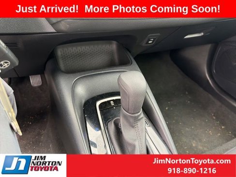 Used 2023 Toyota Corolla LE image 14