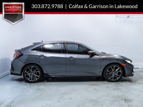 Used 2018 Honda Civic Sport Touring image 8