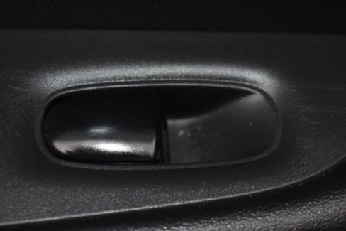 Used 2017 Nissan Rogue SV image 37