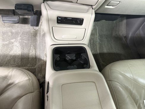 Used 2001 GMC Yukon XL 2500 SLT image 18