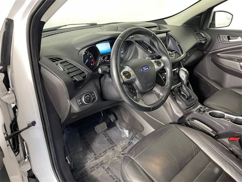 Used 2016 Ford Escape Titanium image 5