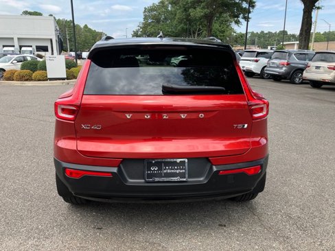 Used 2021 Volvo XC40 T5 R-Design w/ Advanced Package image 11