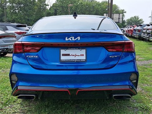Used 2022 Kia Forte GT image 4