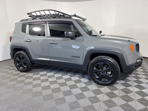 Used 2021 Jeep Renegade Sport image 10