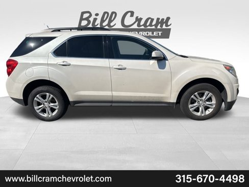 Used 2015 Chevrolet Equinox LT w/ Driver Convenience Package image 2
