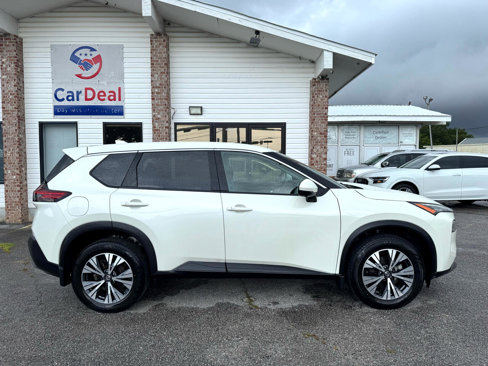 Used 2021 Nissan Rogue SV image 9