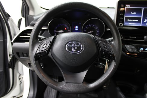 Used 2020 Toyota C-HR LE image 11