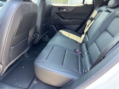New 2025 Chevrolet Equinox LT w/ Convenience Package II image 7
