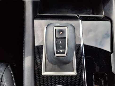 Used 2023 Mitsubishi Outlander SEL Black Edition image 15