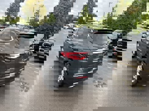 Used 2019 Buick Enclave Essence image 18