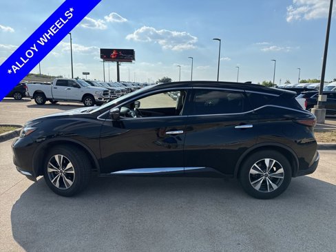 Used 2023 Nissan Murano SV image 3