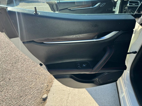 Used 2016 Maserati Ghibli S Q4 image 33