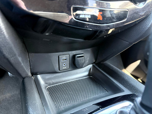 Used 2017 Nissan Rogue SV image 31