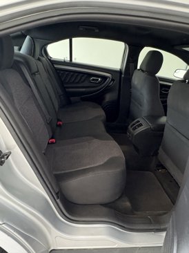 Used 2015 Ford Taurus SEL image 20