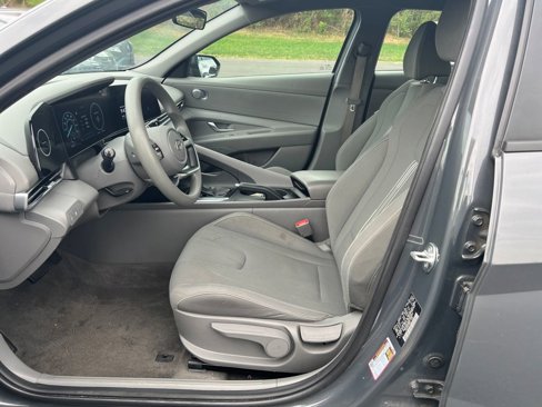 Used 2024 Hyundai Elantra SEL image 9