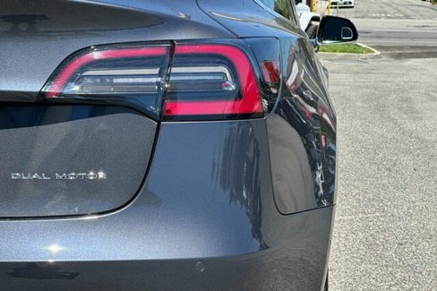 Used 2019 Tesla Model 3 Long Range image 26