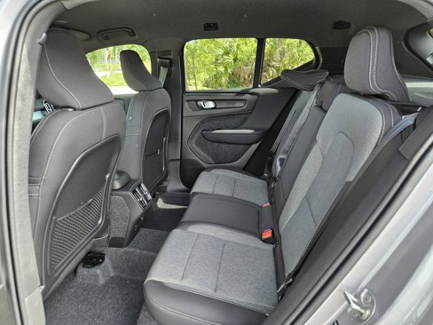 New 2026 Volvo XC40 B5 Core image 18