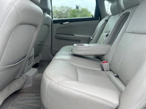 Used 2008 Chevrolet Impala SS image 8