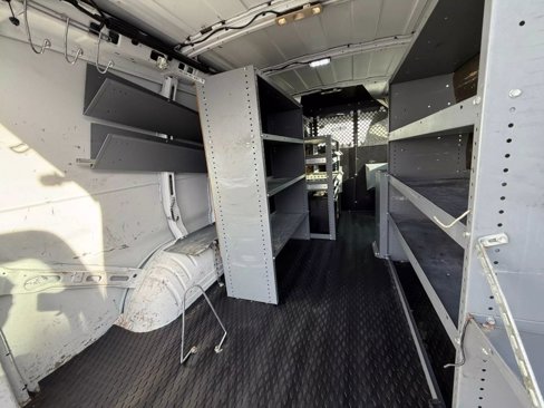 Used 2015 Chevrolet Express 2500 image 11