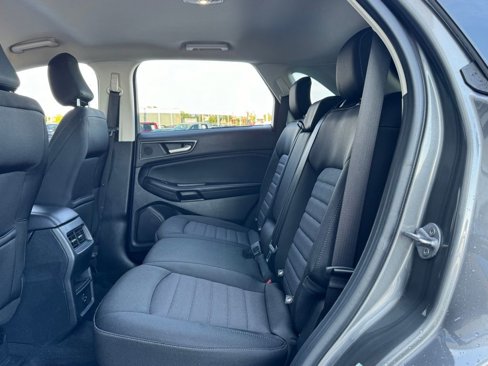Used 2022 Ford Edge SE image 24