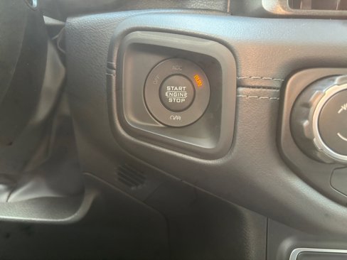 New 2025 Jeep Wrangler Unlimited Rubicon image 26