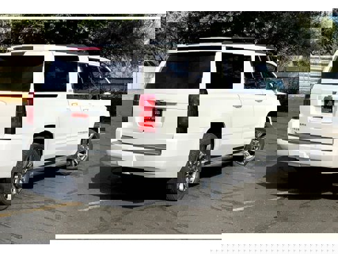 Used 2015 Chevrolet Suburban LTZ image 14
