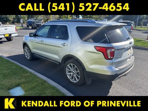 Used 2017 Ford Explorer Limited image 6