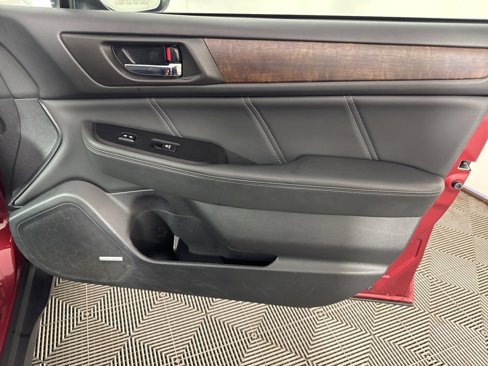 Used 2018 Subaru Outback 2.5i Limited image 13