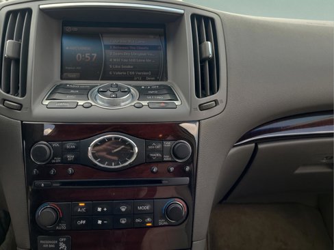 Used 2015 INFINITI Q60 Journey w/ Premium Package image 55