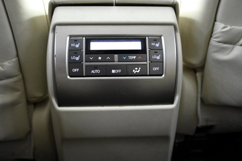 Used 2017 Lexus GX 460 Luxury w/ Preferred Accessory Package image 38