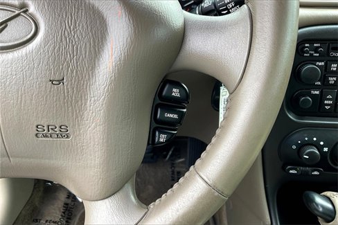 Used 2000 Oldsmobile Alero GLS w/ Gold Pkg image 17