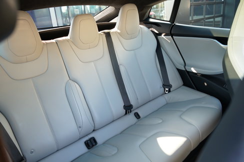 Used 2015 Tesla Model S AWD image 21