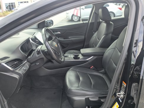 Used 2018 Chevrolet Volt Premier w/ LPO, Blackout Package image 10