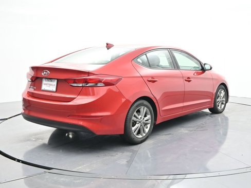 Used 2018 Hyundai Elantra SEL image 6