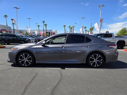 Certified 2019 Toyota Camry SE image 7