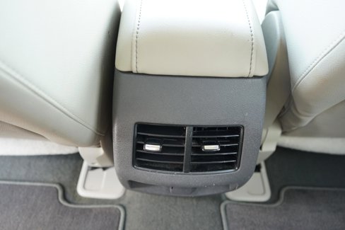 Used 2013 Ford Edge SEL image 19