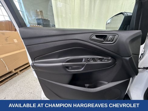 Used 2019 Ford Escape S image 31