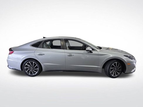 Used 2020 Hyundai Sonata Limited w/ Preferred Accessory Package image 2