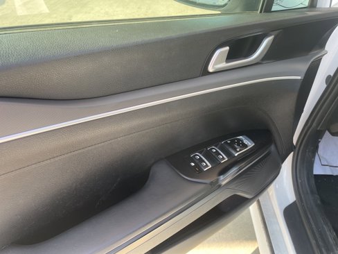 Used 2021 Kia K5 LXS image 4