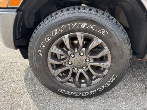 Used 2019 Ford Ranger Lariat w/ Equipment Group 501A Mid image 10