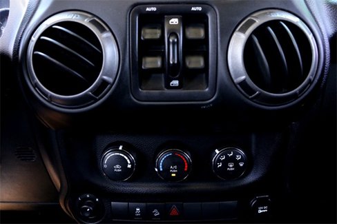 Used 2015 Jeep Wrangler Unlimited Sport w/ Quick Order Package 24S image 18