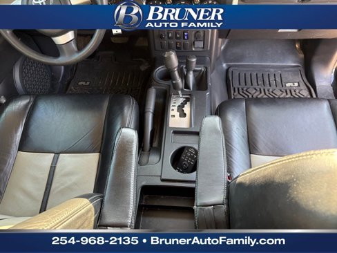 Used 2007 Toyota FJ Cruiser 4WD image 29