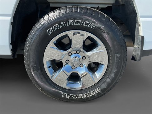Used 2019 RAM 1500 Big Horn image 8