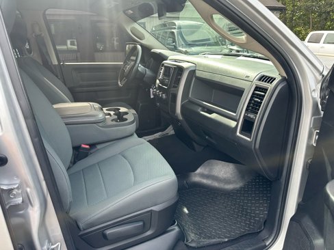 Used 2015 RAM 1500 Express image 10