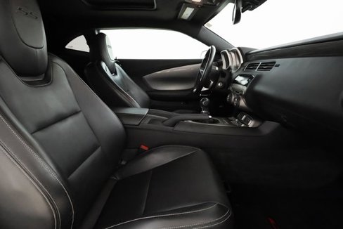 Used 2010 Chevrolet Camaro SS w/ RS Package image 19