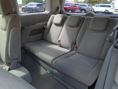 Used 2012 Nissan Quest S image 11
