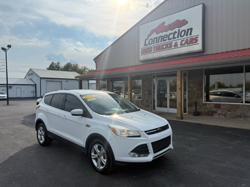 Used 2016 Ford Escape SE image 1