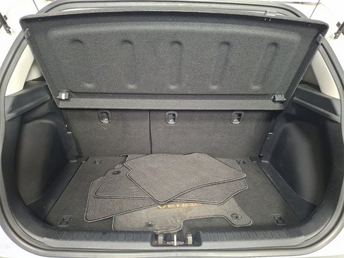 Used 2020 Hyundai Venue SE image 27